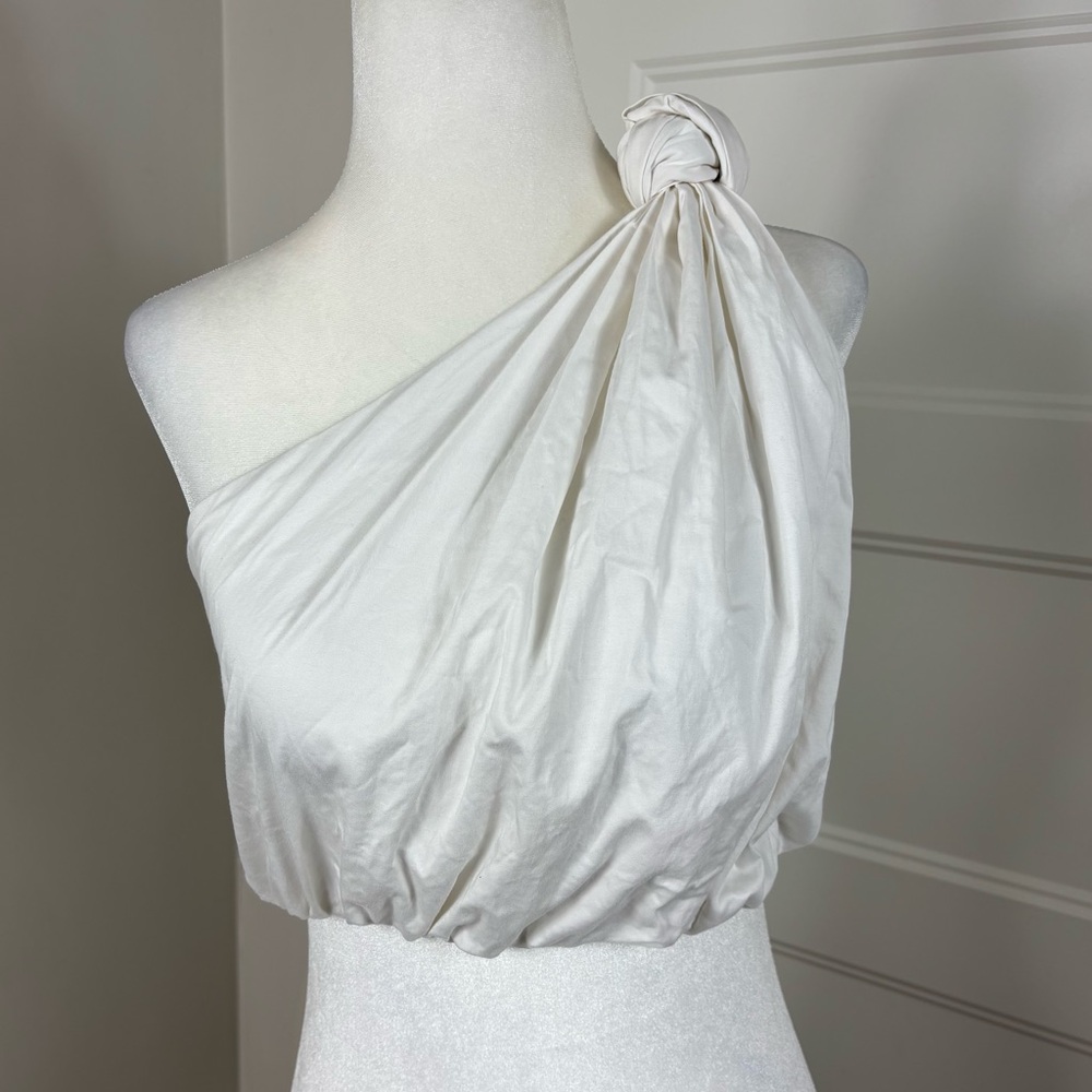 Sheike Chic Knotted Shoulder Blouse Size‎ S